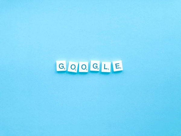 L’influence capitale des avis Google : Optimisez vos évaluations pour stimuler votre réputation en ligne et vos ventes